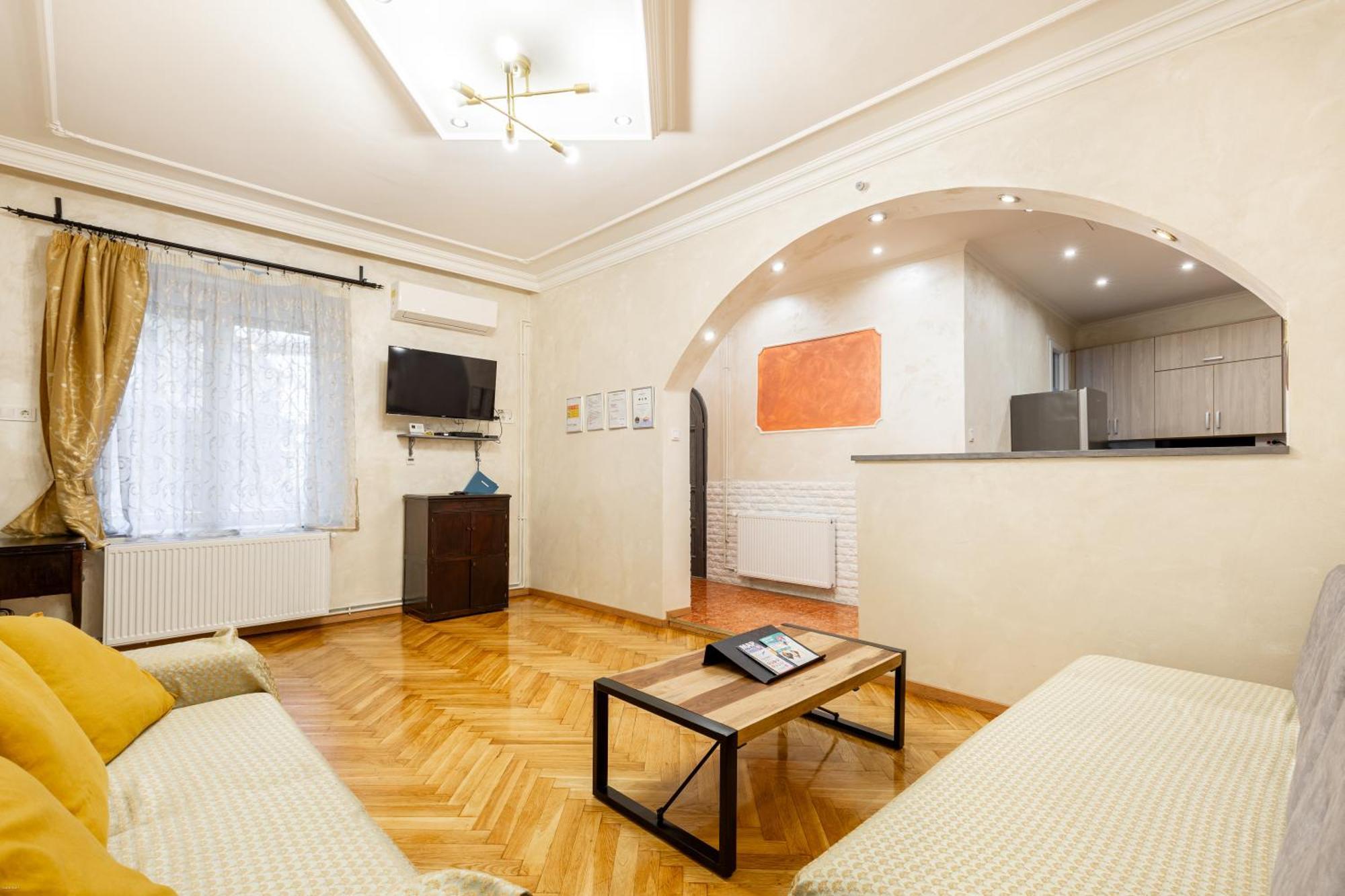 Mari&Emi Flat In Corvin Leilighet Budapest Eksteriør bilde
