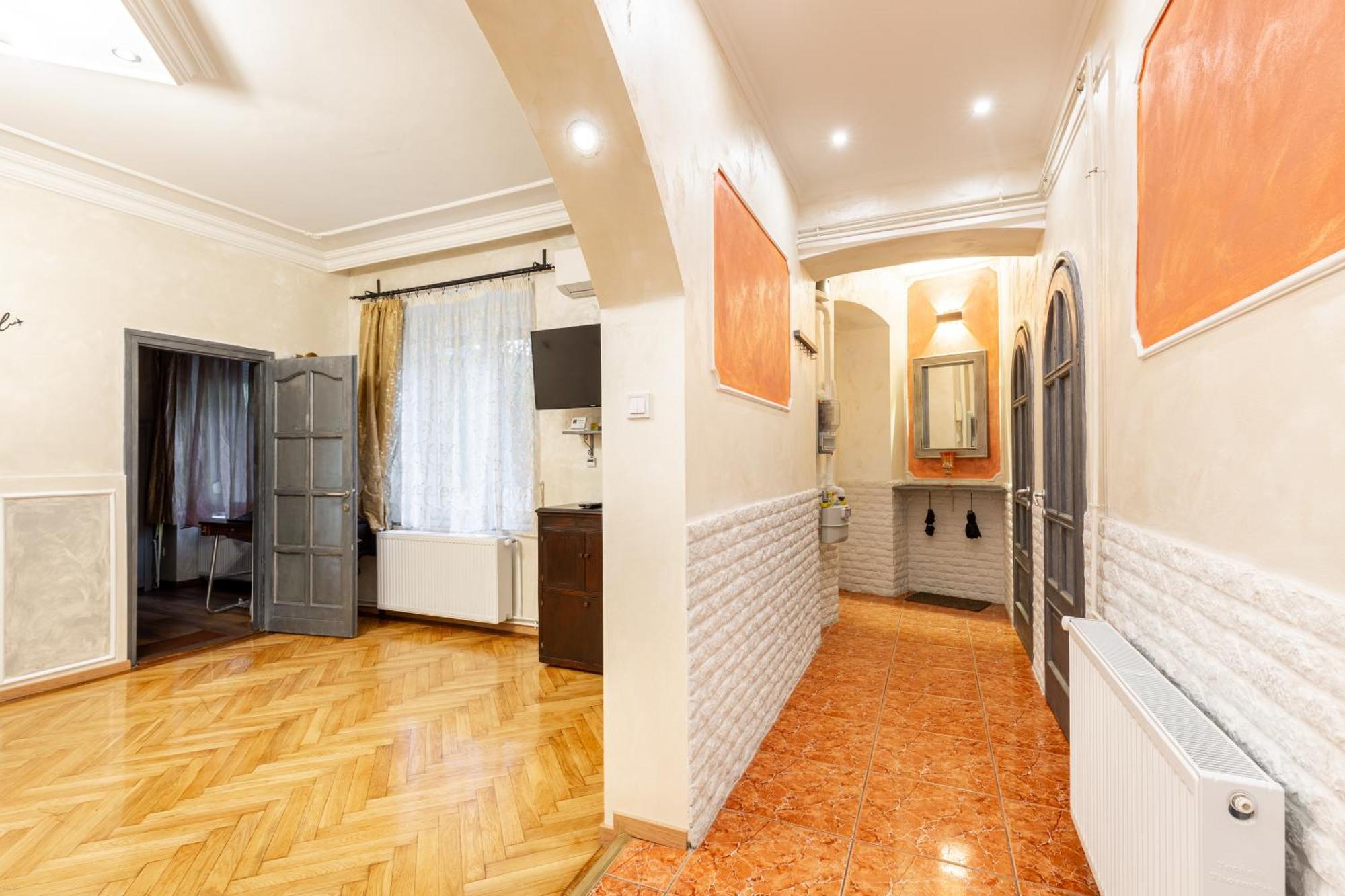 Mari&Emi Flat In Corvin Leilighet Budapest Eksteriør bilde